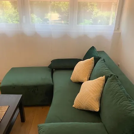 Aurora Apartment *