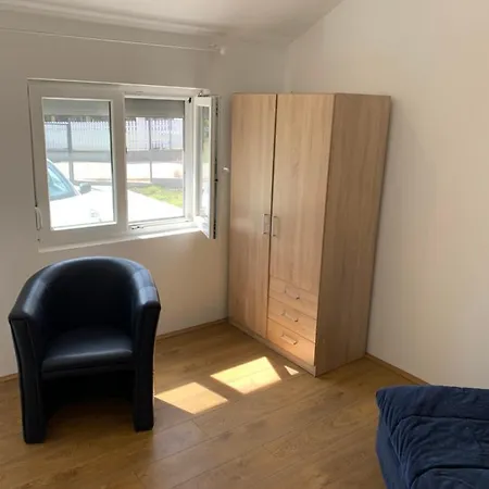 Aurora Apartment