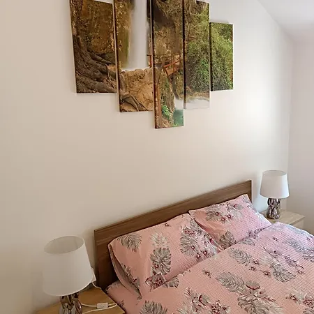 Apartment Aurora
