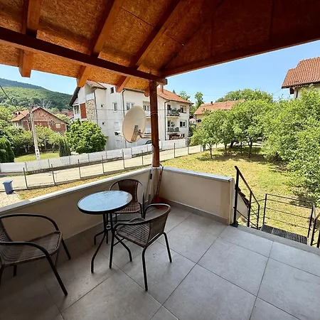 Aurora Apartment *